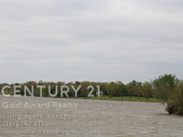 2569 FM 3371, Groesbeck, TX 76642